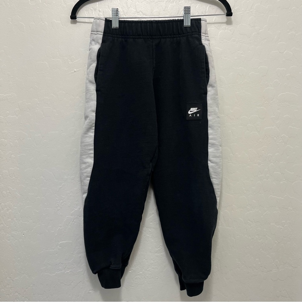 Nike Kids' Boys Air Club Fleece Grade School Joggers Size M